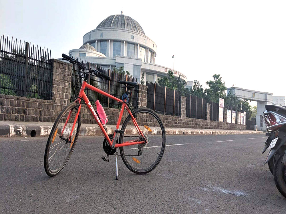 Construction of Cycle Track and Area Development along Palm Beach Road in Nerul Ward.