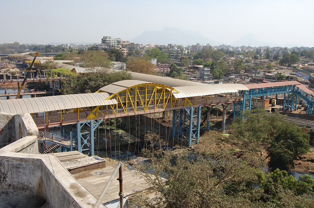 Construction of Skywalk at Ulhas Nagar.