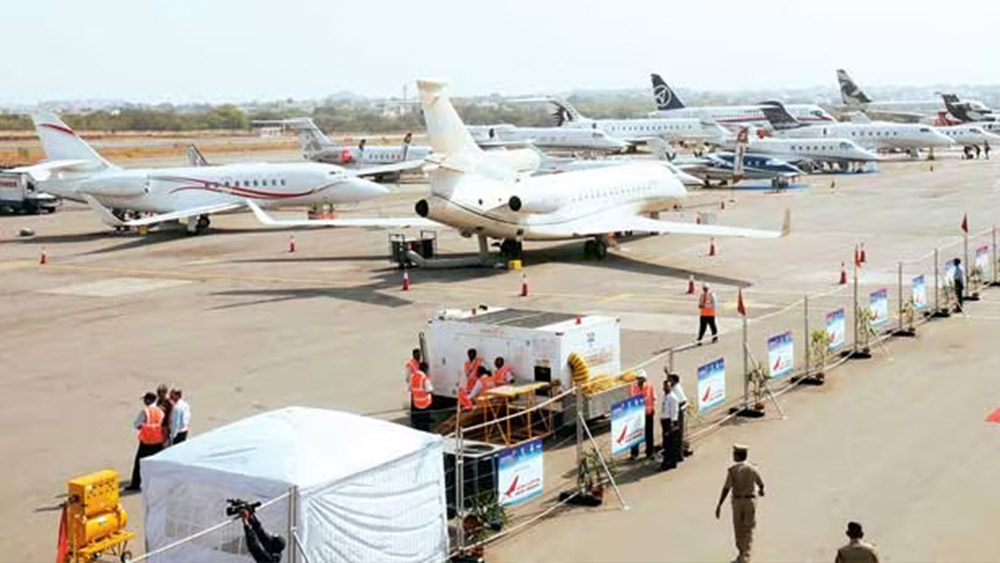 Construction of Runway and Taxiway at Hubli Airport.